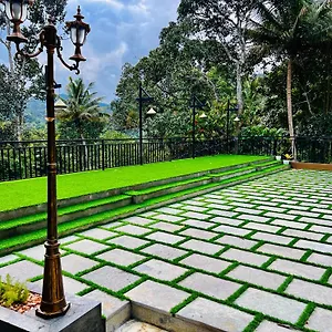 Blue Peaks Munnar