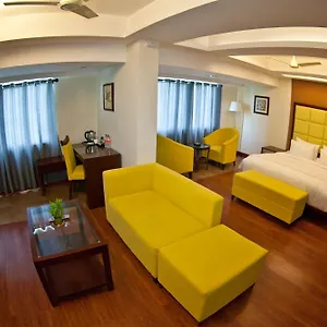 Hotel Paramount Tower
